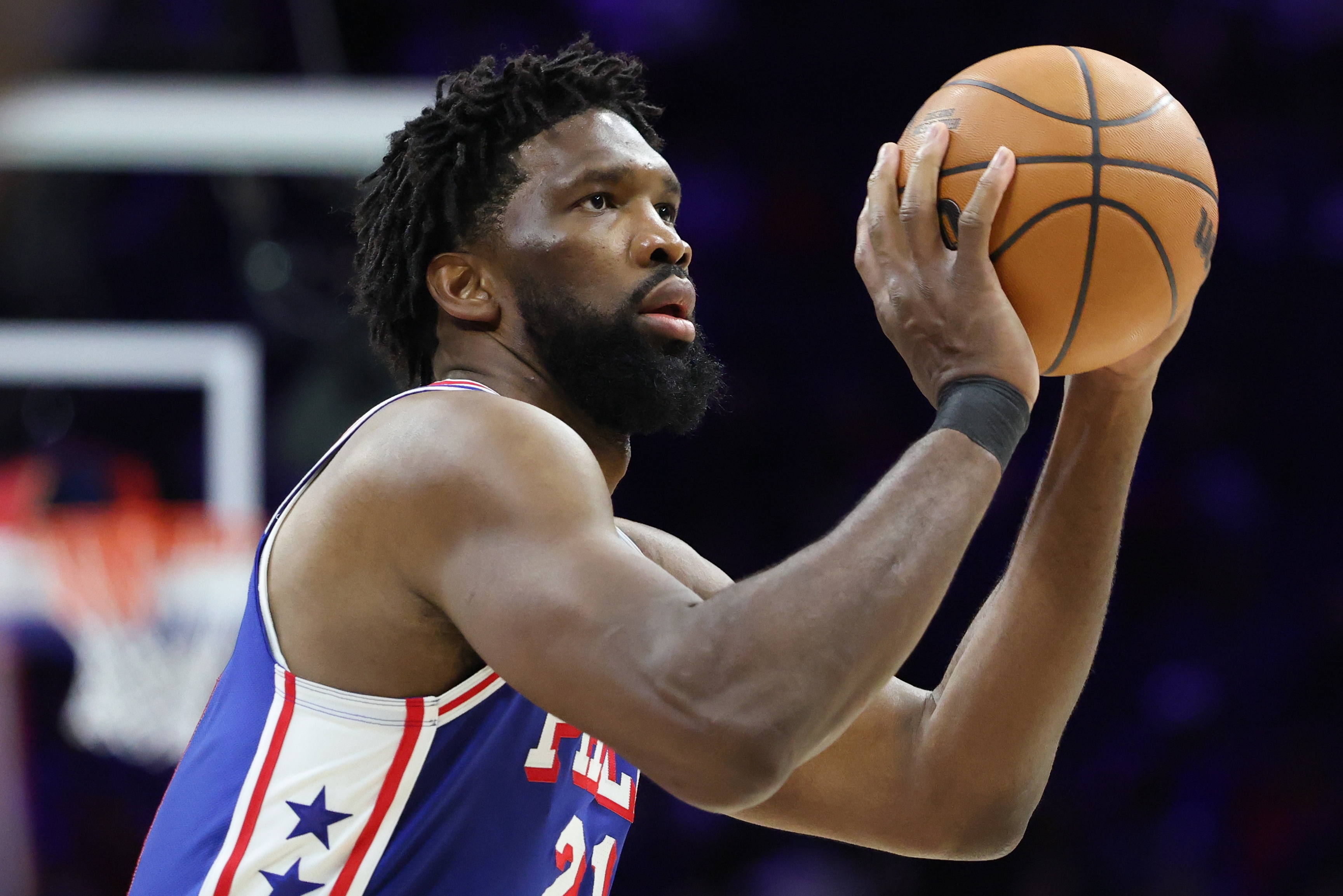 开云官网-最后时刻送关键大帽！恩比德19中8砍下29分6板 罚球13中10